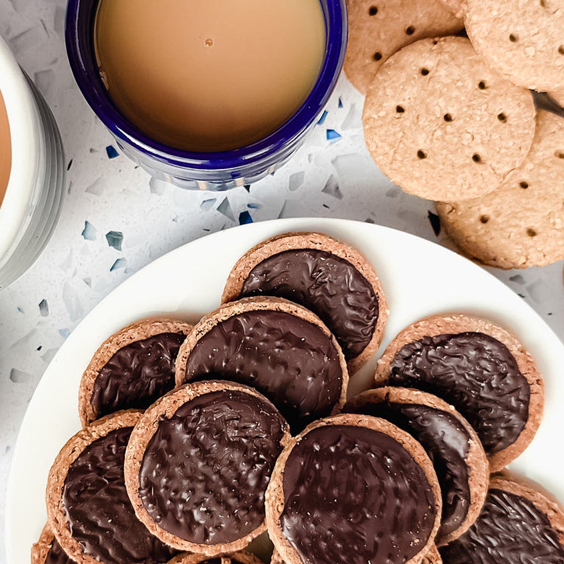 Black Emmer & Oat Digestive Biscuits by Martin Sorge