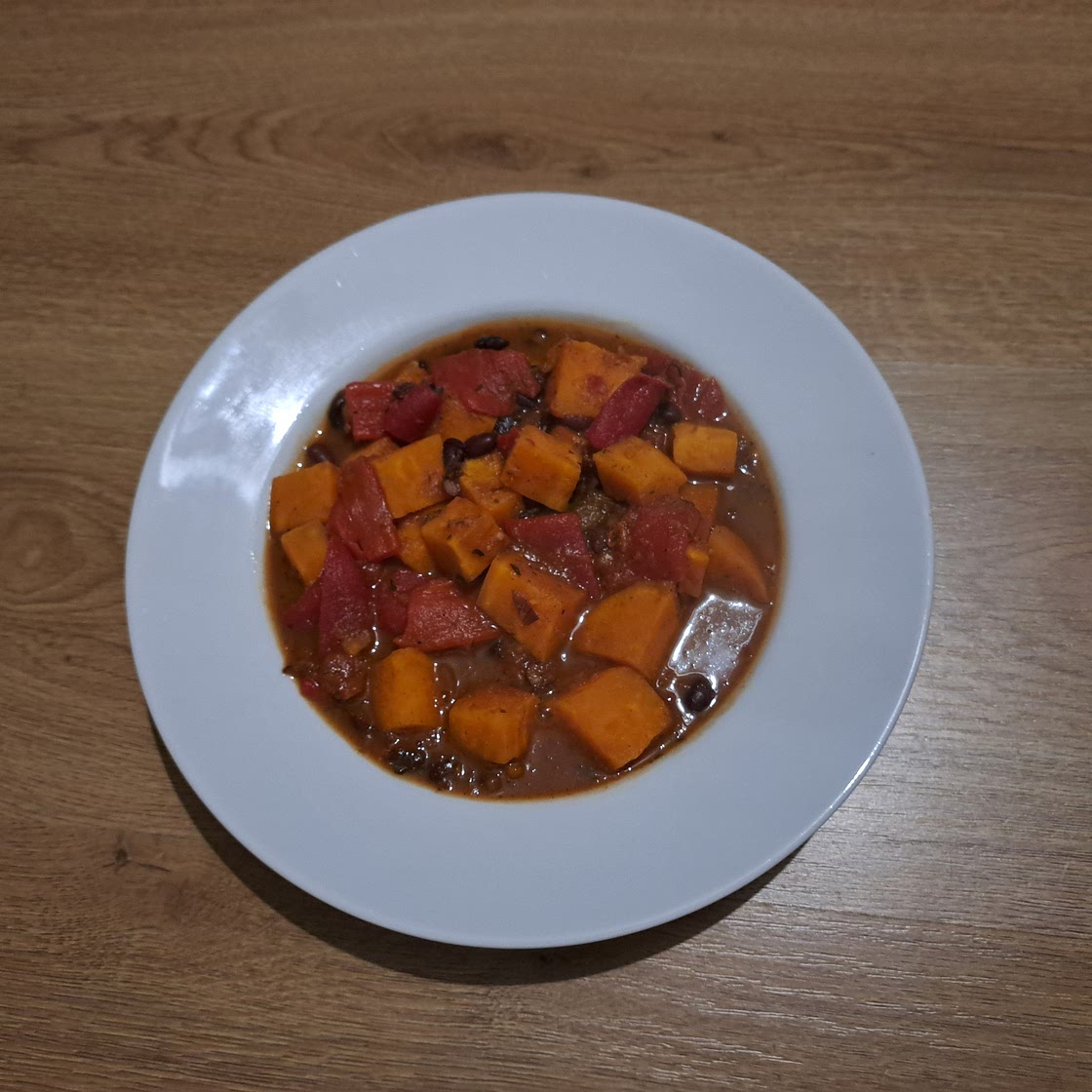Jerk sweet potato & black bean curry