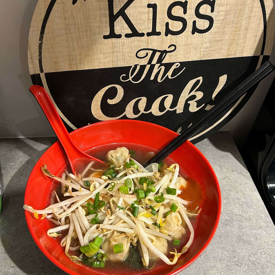 Easy Wonton Soup