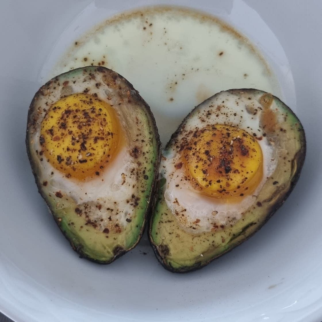 Spiegelei-Avocado