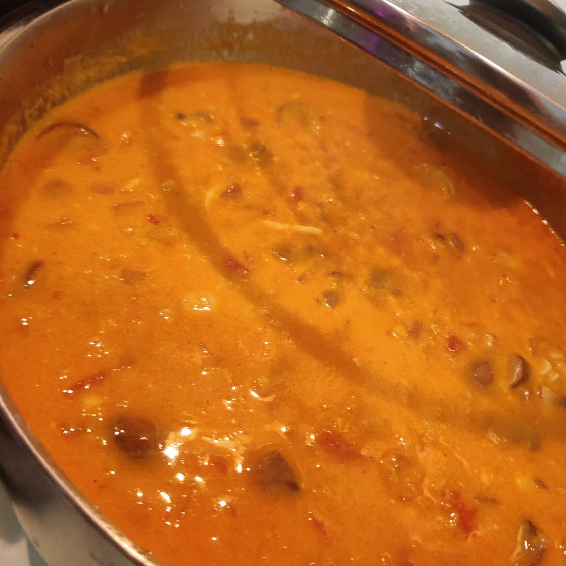 30 Minute Chickpea and Tomato Coconut Curry Soup {vegan + gluten free}