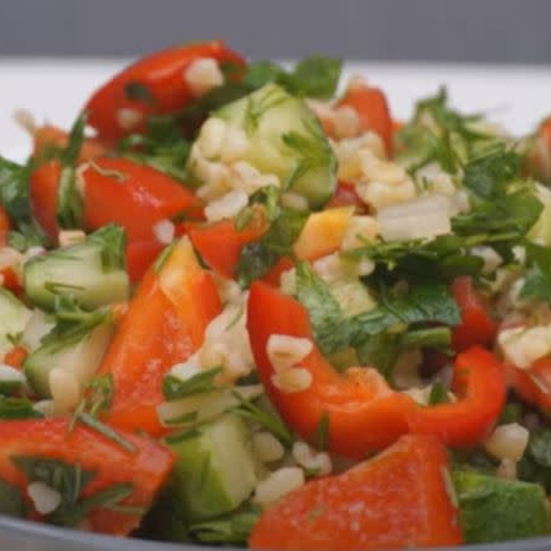 Salat s bulgurom