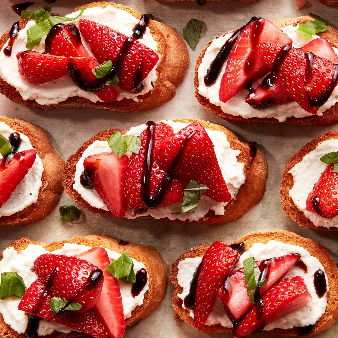 Strawberry Balsamic Pasta Salad