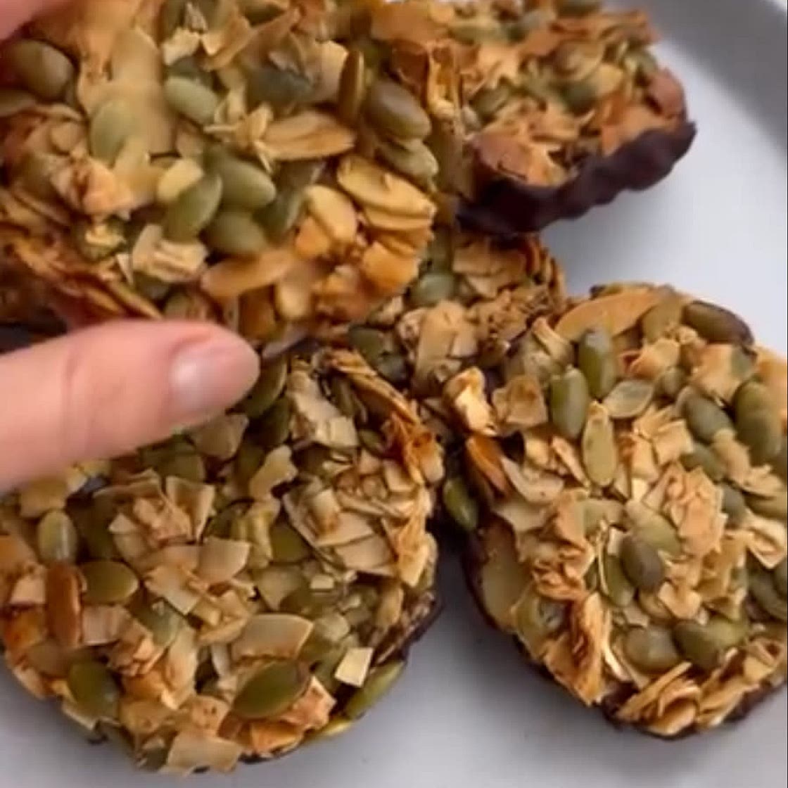 Crunchy Seed Cookies
