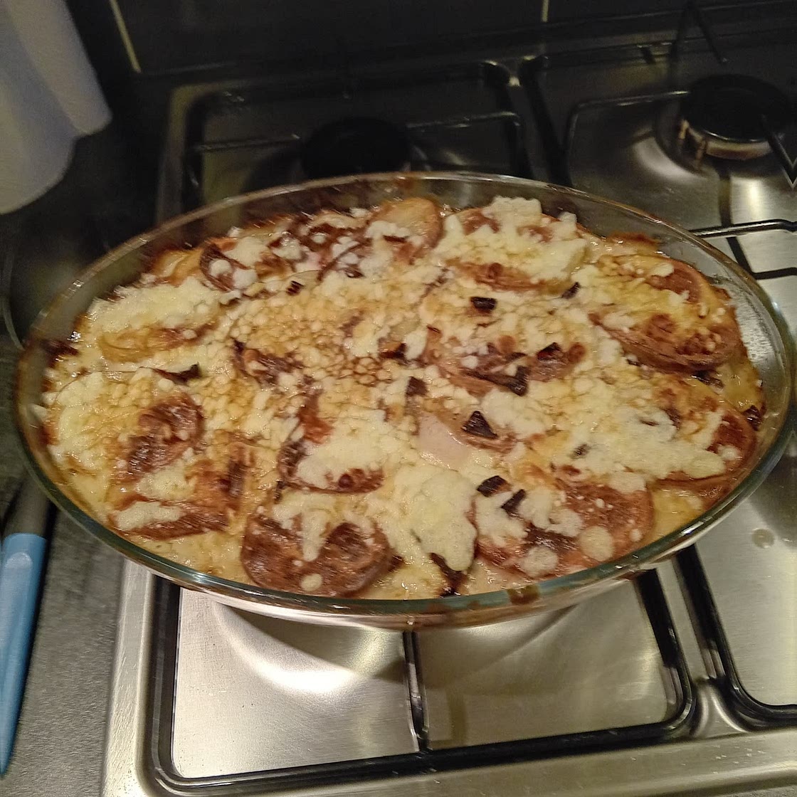 Hamburger Potato Casserole