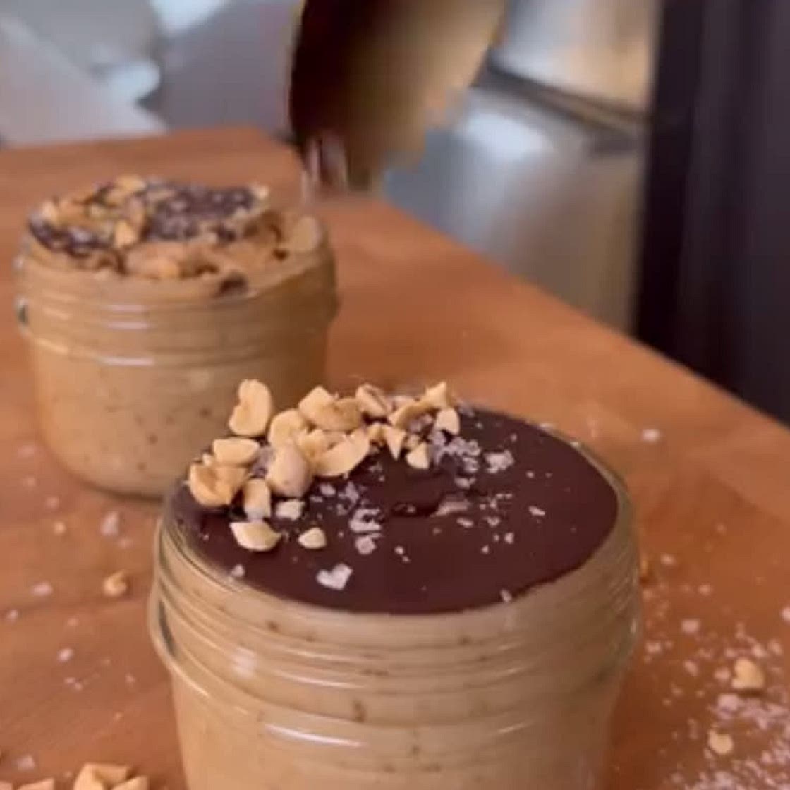 5-INGREDIENT CHOCOLATE COVERED PEANUT BUTTER MOUSSE