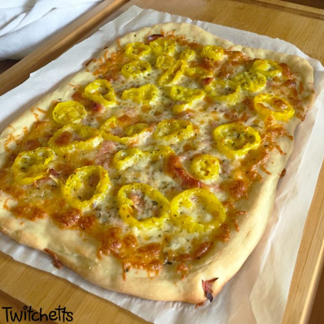 Homemade White Banana Pepper Pizza Recipe