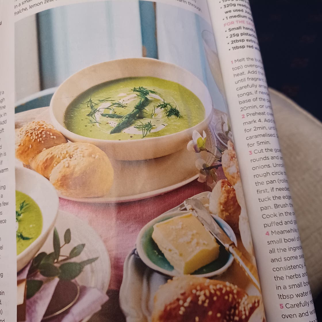 Cream of asparagus soup