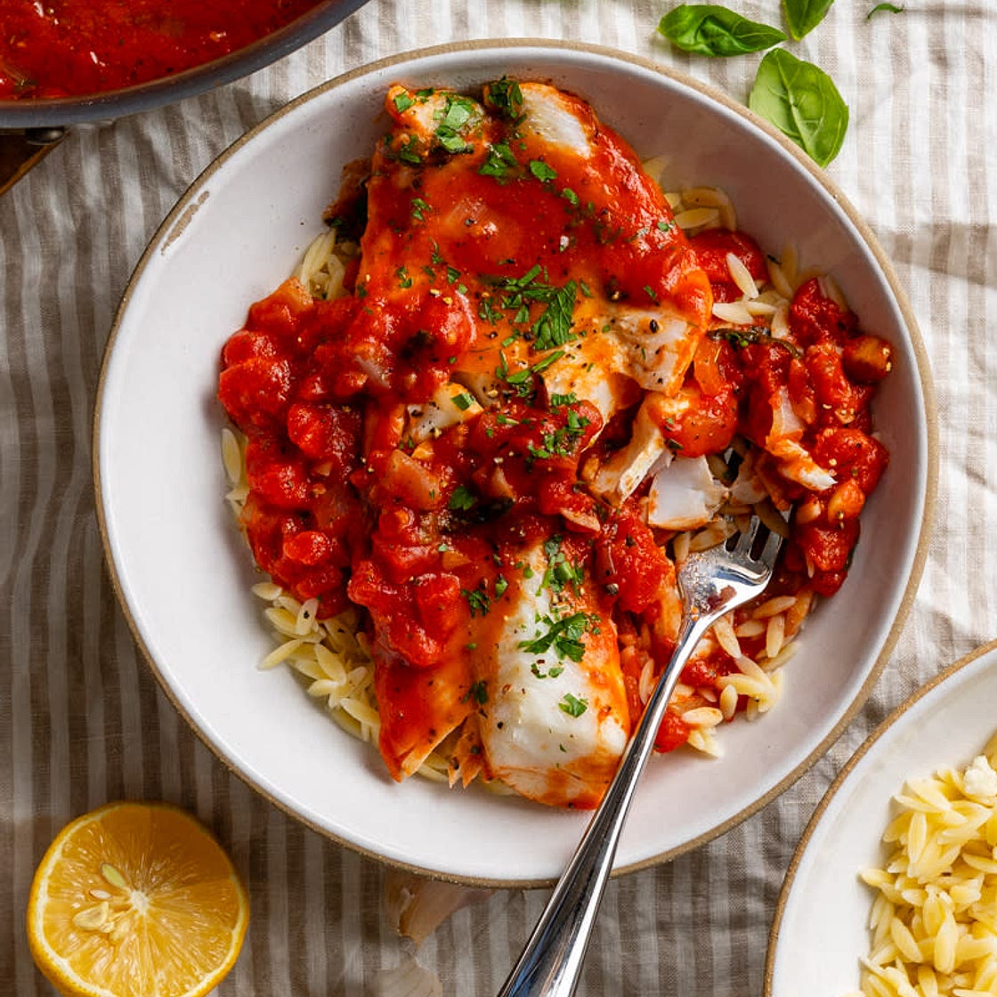 Quick & Healthy Poached Cod in Tomato Sauce