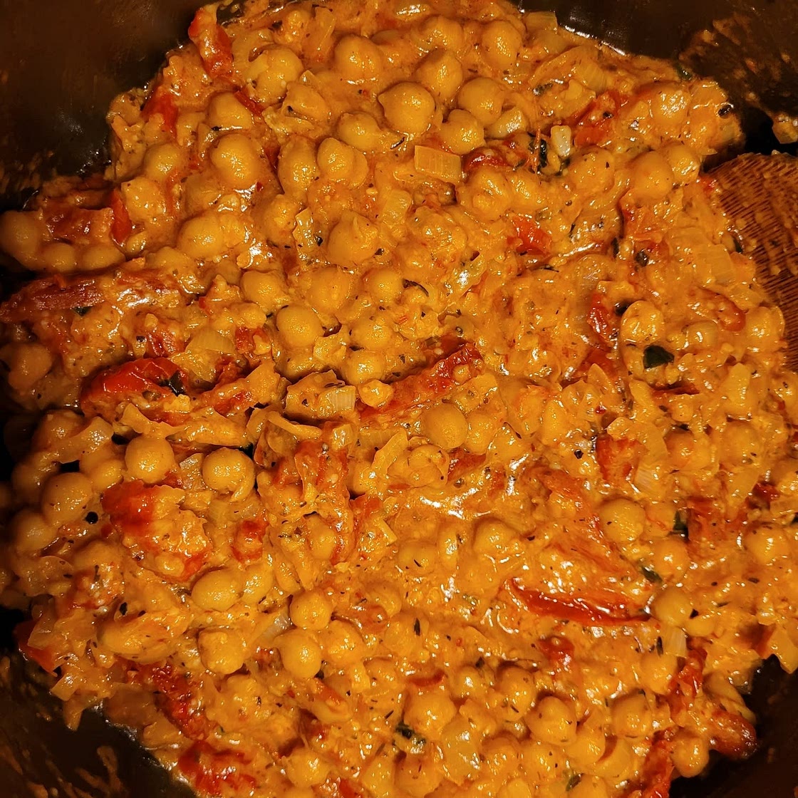 Forget Chicken, These Creamy Chickpeas Are the Best Marry-Me Recipe Out There