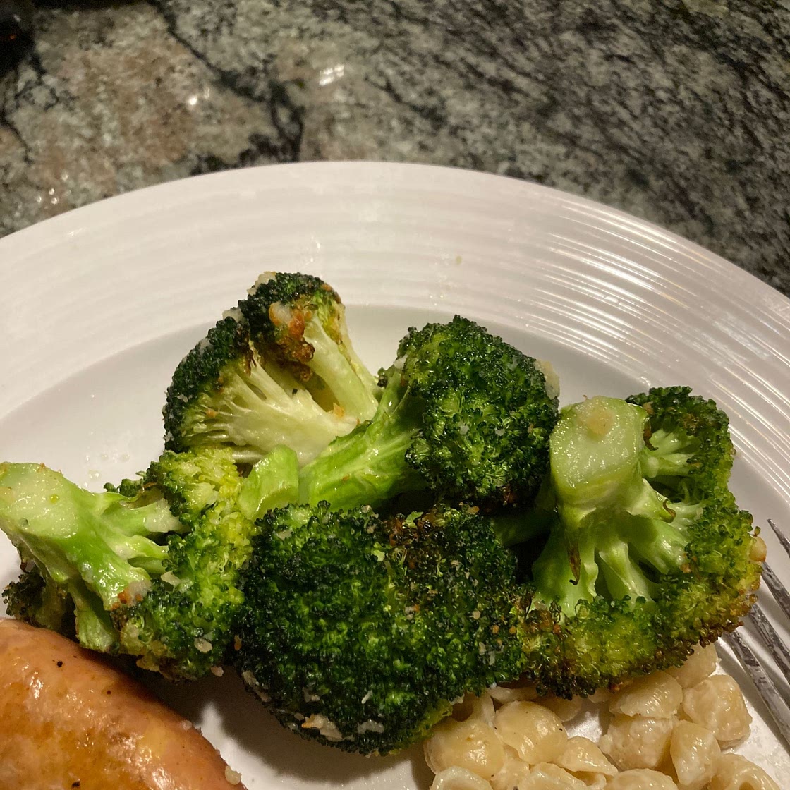 Air Fryer Broccoli Parmesan