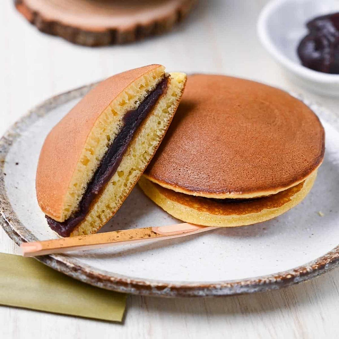 Dorayaki (Japanese Red Bean Pancake)