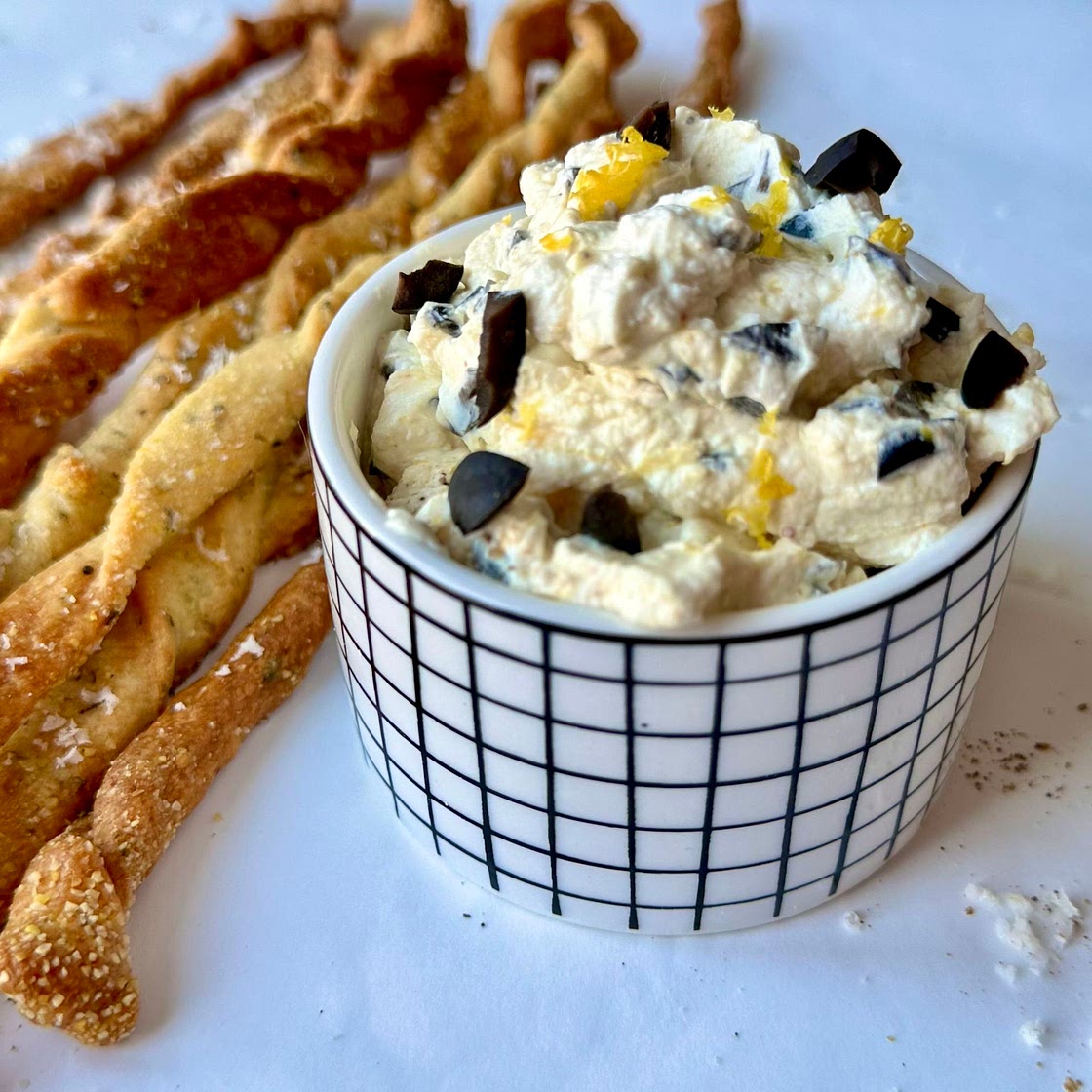 5 Minute Whipped Cream Cheese Dip