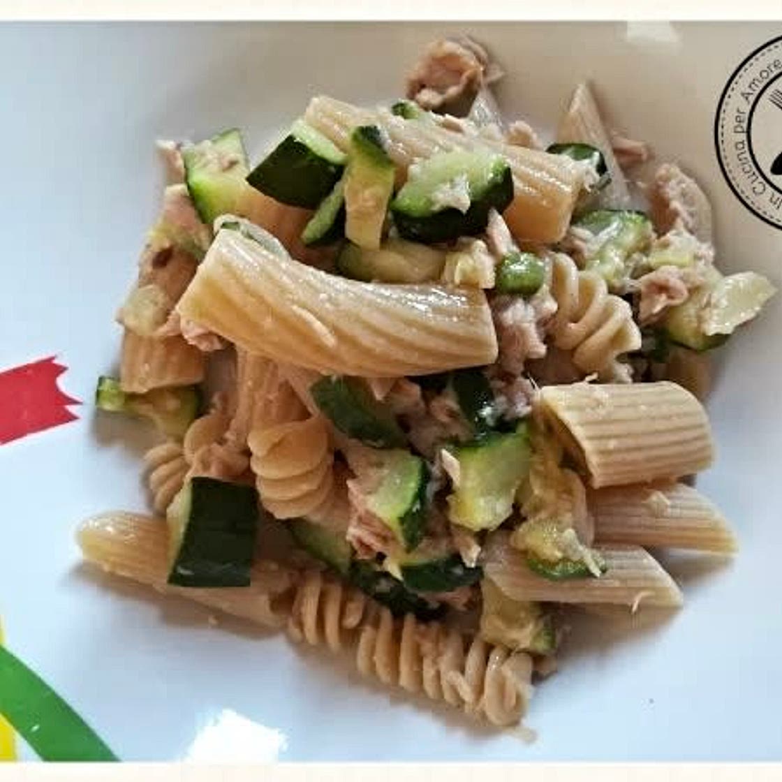 Pasta zucchine e tonno