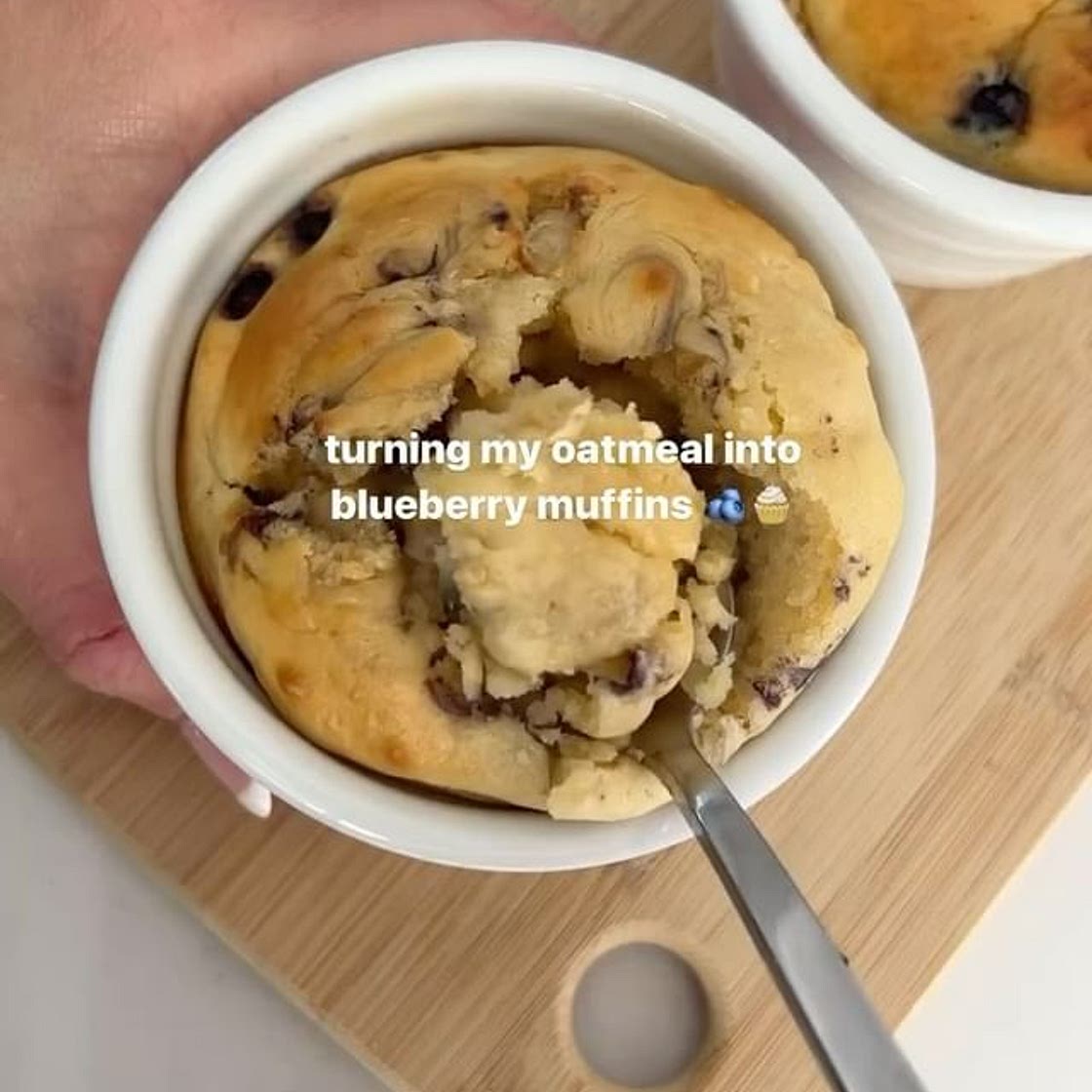 Blueberry muffin baked oats 🫐🧁 Save this recipe for a healthy br