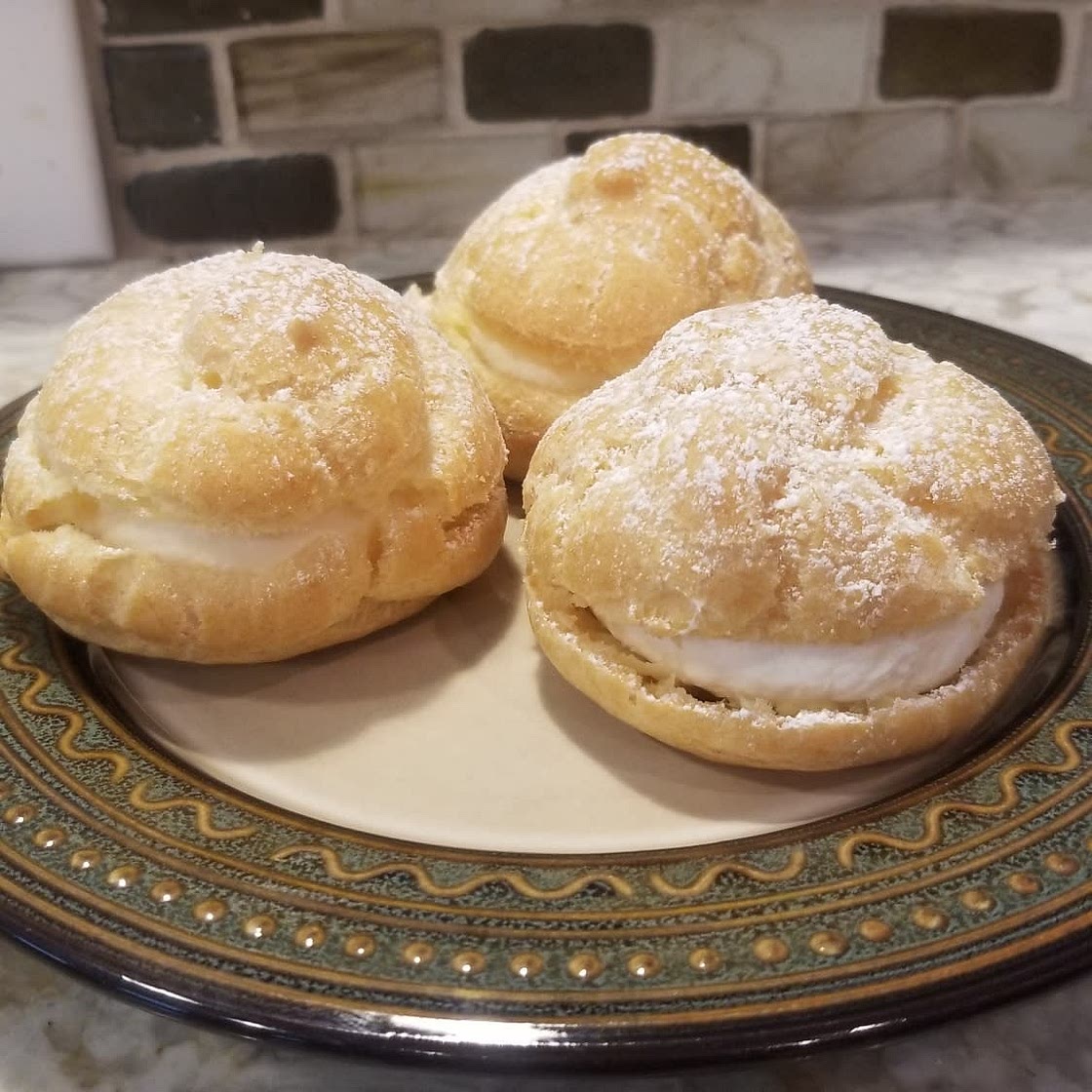 Easy Cream Puffs Recipe