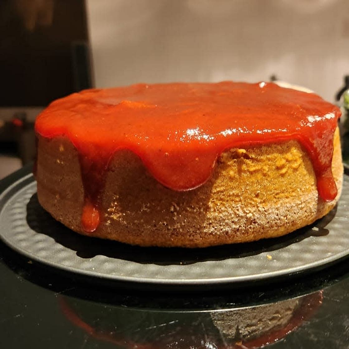 Bolo de Fuba com Brigadeiro de Requeijão e Goiabada