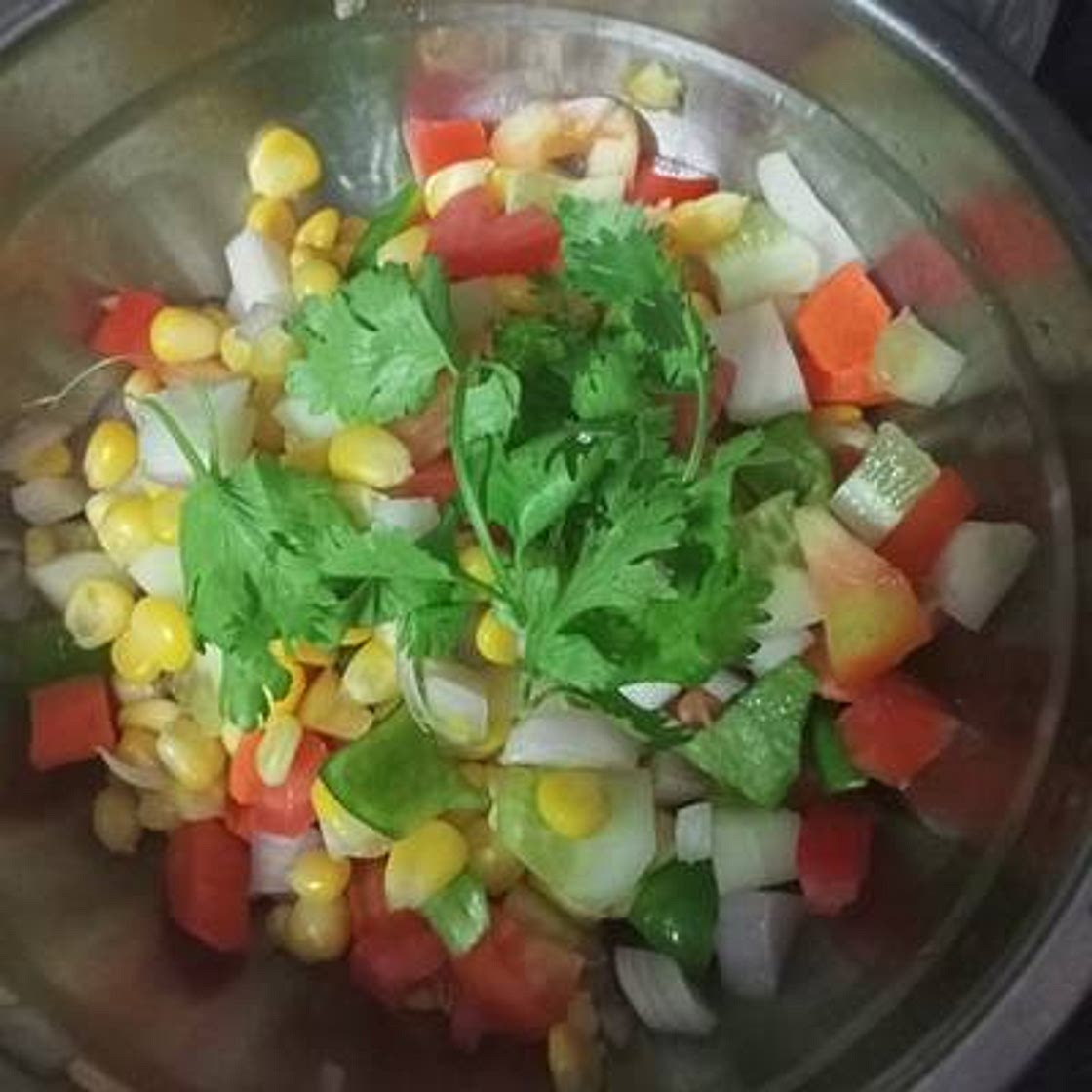 अमेरिकन कॉर्न सलाद (American Corn salad recipe in Hindi)