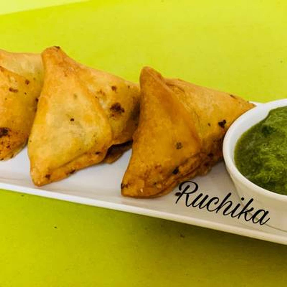 पंजाबी समोसे (punjabi samose recipe in Hindi)