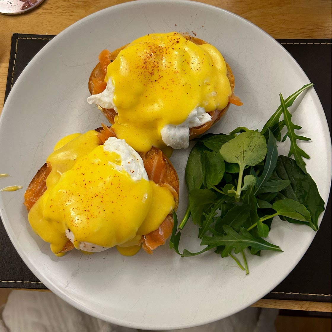 Hollandaise sauce