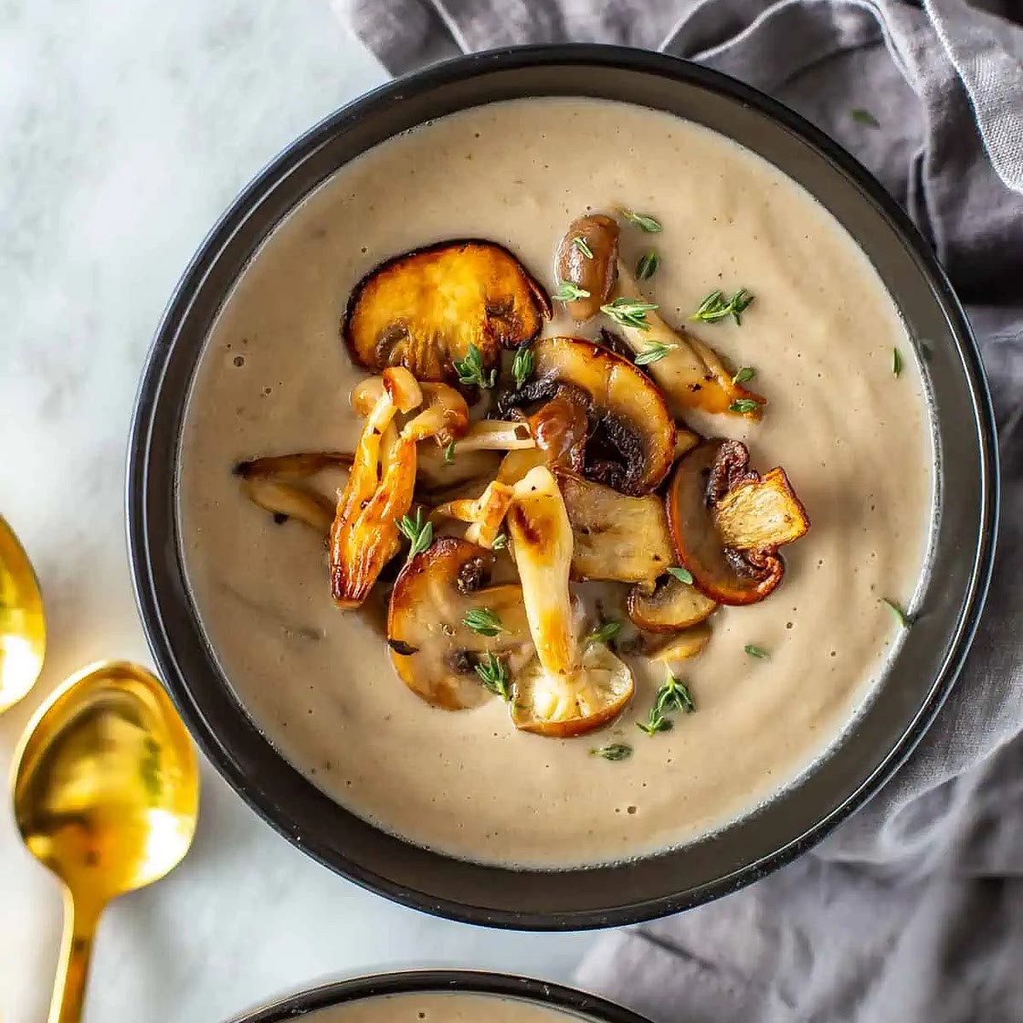 Instant Pot Creamy Mushroom Soup