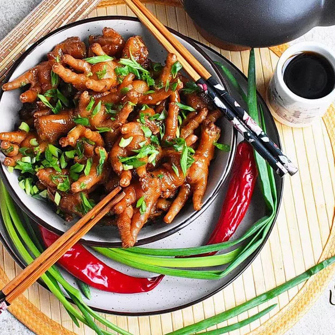 Easy Braised Chicken Feet