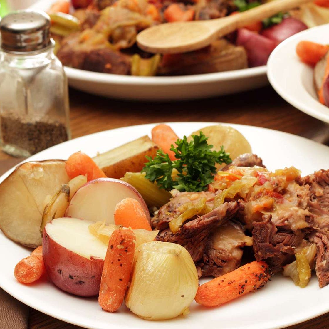 Slow Braised Beef Pot Roast With Potatoes