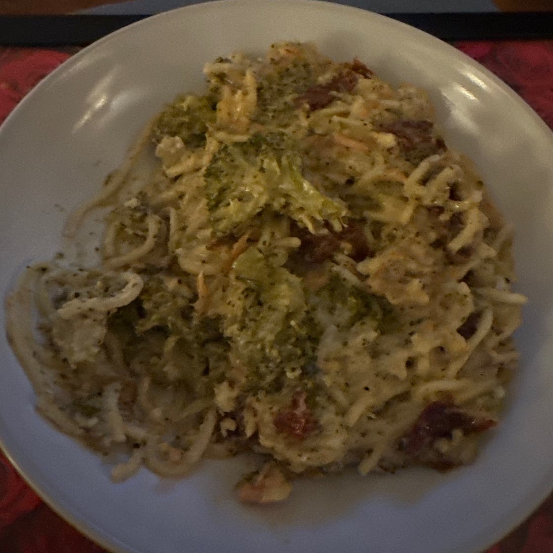 Salmon & broccoli pasta