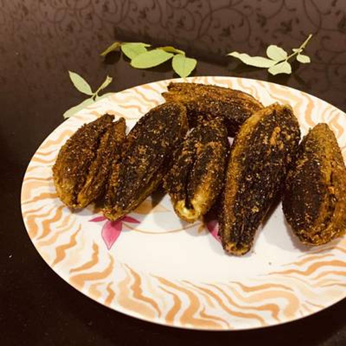 भरवां करेला (bharwa karela recipe in Hindi)