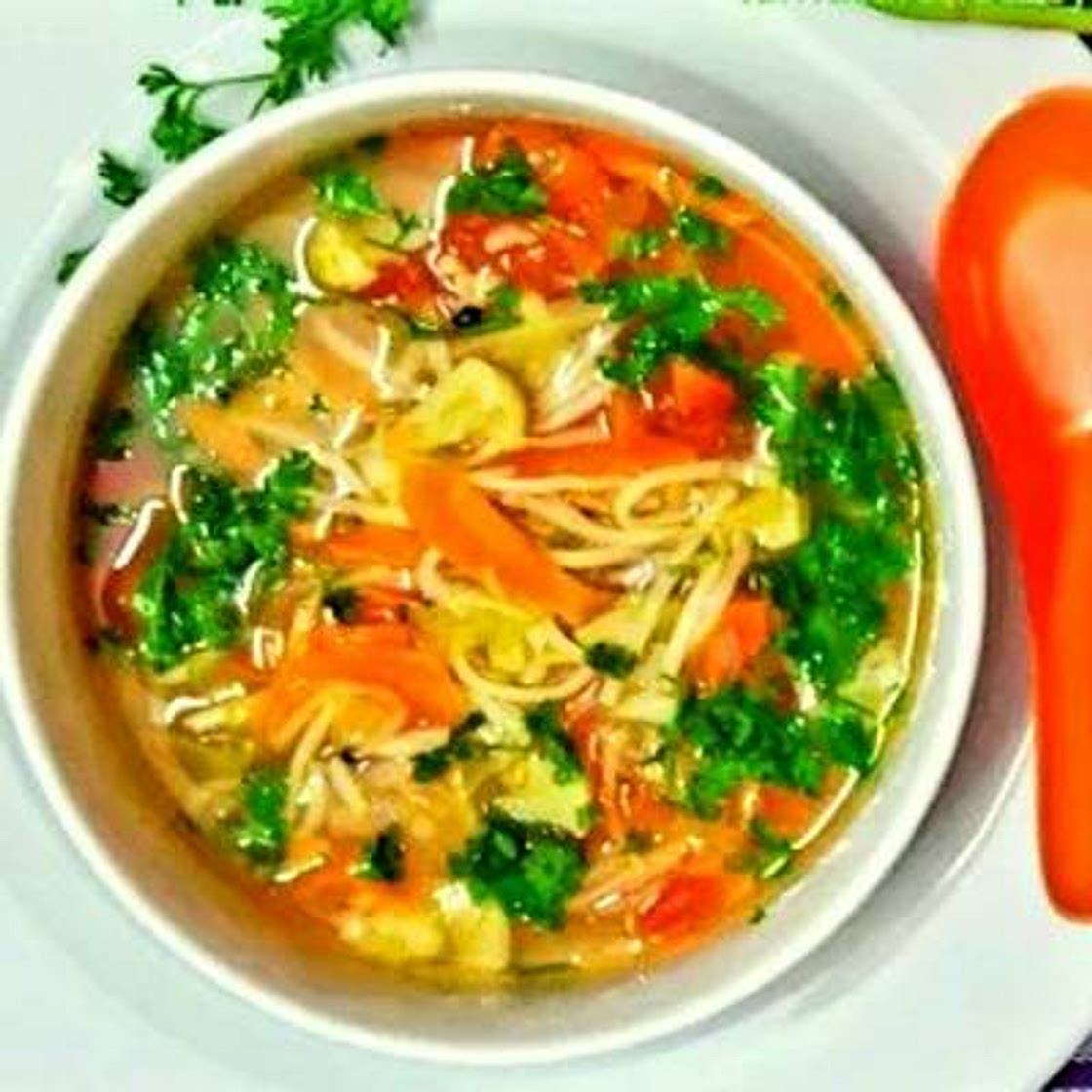 वेजिटेबल नूडल सूप (vegetable noodle soup reicpe in Hindi)