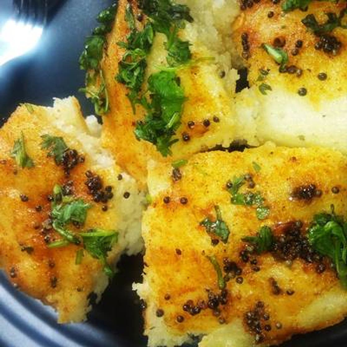 गुजराती खमन (Khaman Recipe In Hindi)