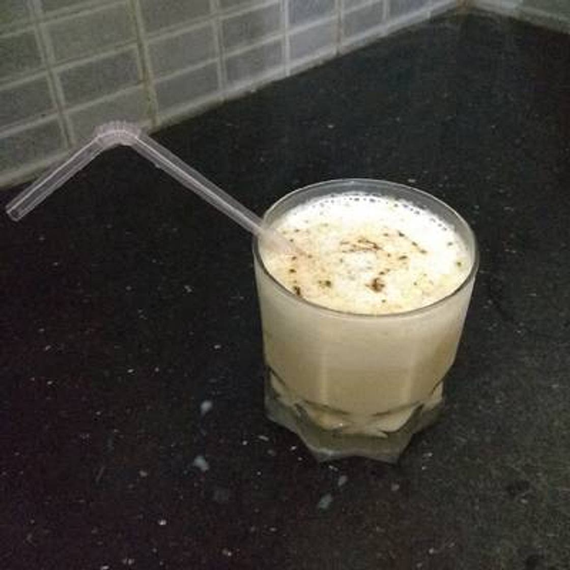 मिल्क शेक विद कॉफी (milkshake with coffee recipe in hindi)
