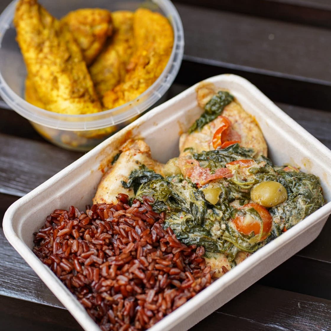 Creamy spinach chicken snd and jeera rice