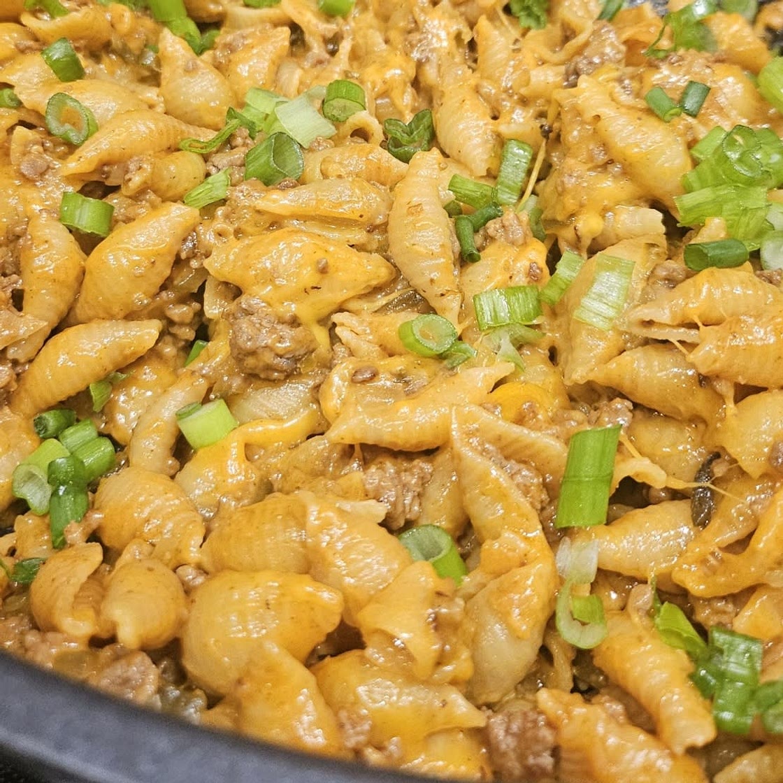 One Pot Cheeseburger Pasta