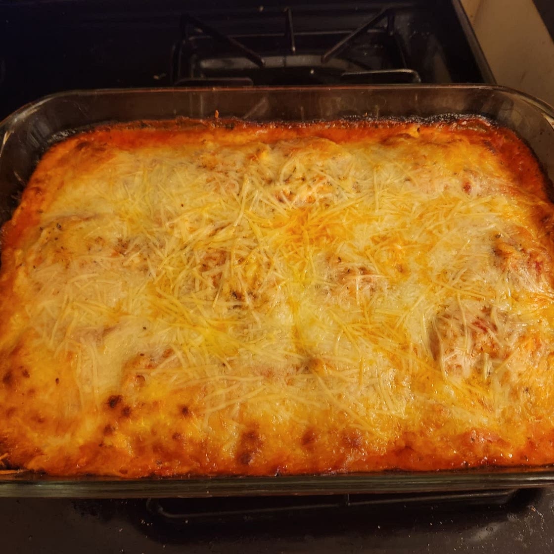 Lazy Lasagna (Cheesy Baked Ravioli)