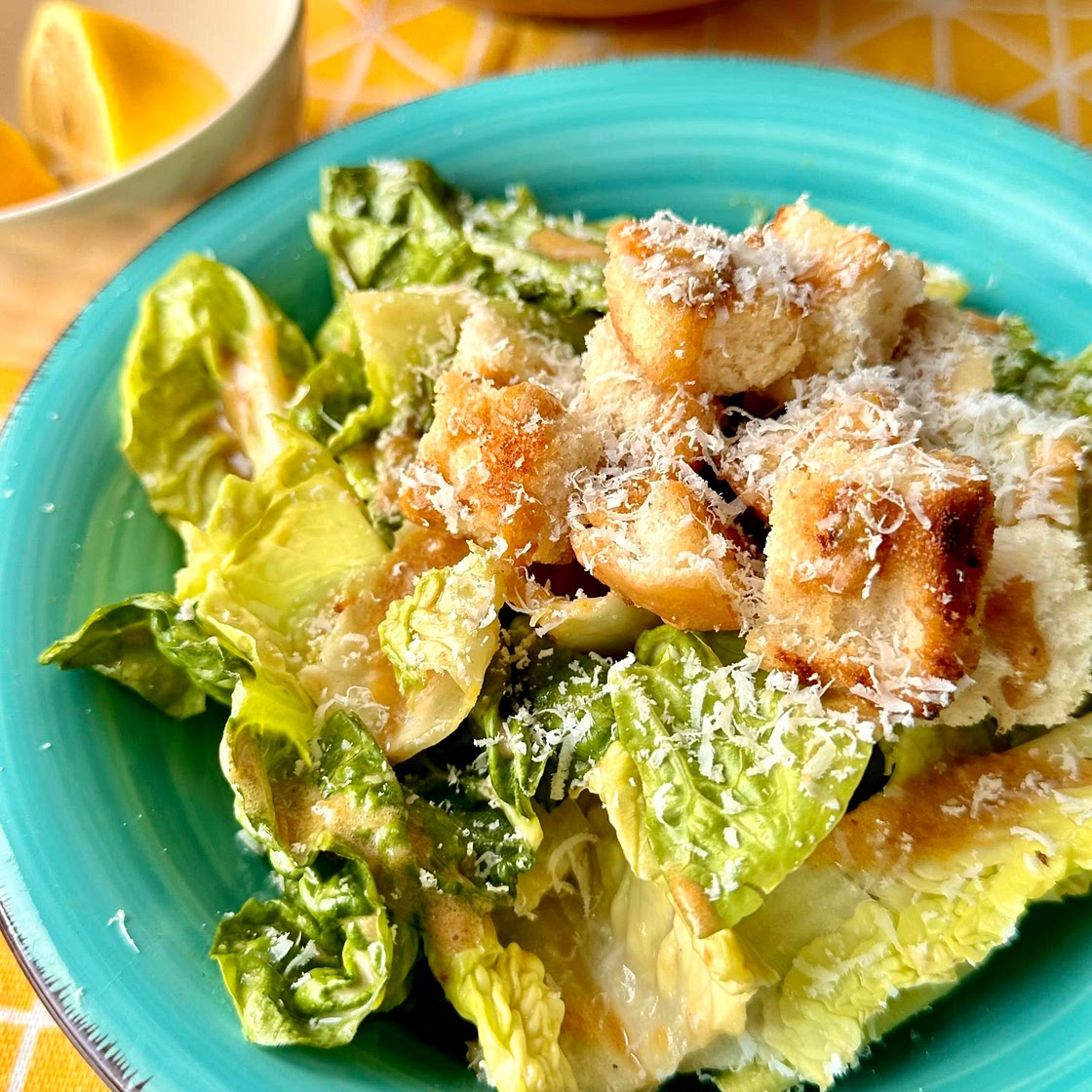 Simple Caesar Salad 