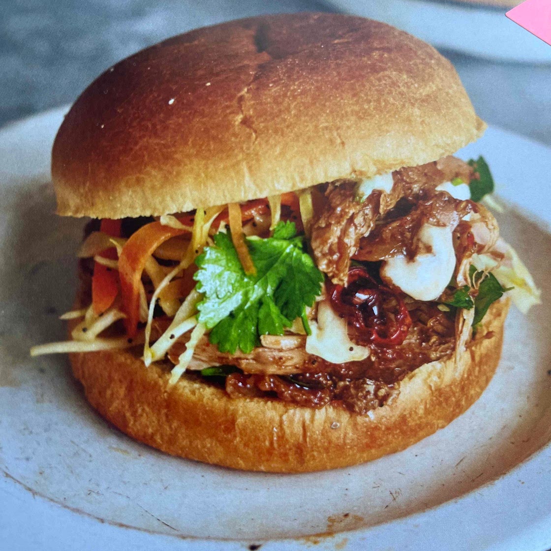 Spicy pulled pork vindaloo