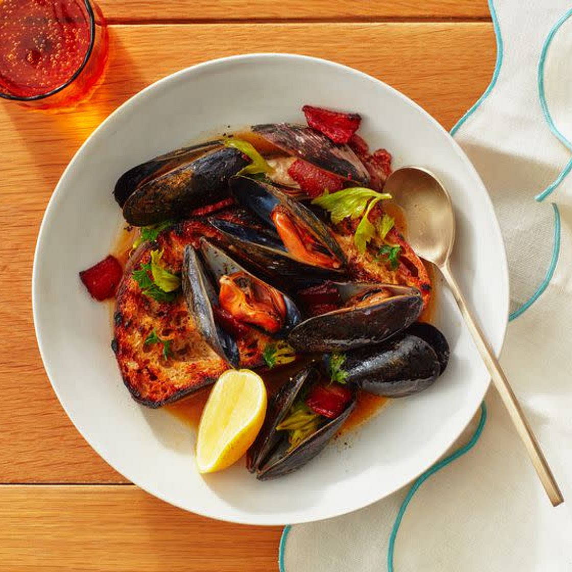 Cider-Braised Mussels With Grilled Garlic Bread and Bacon