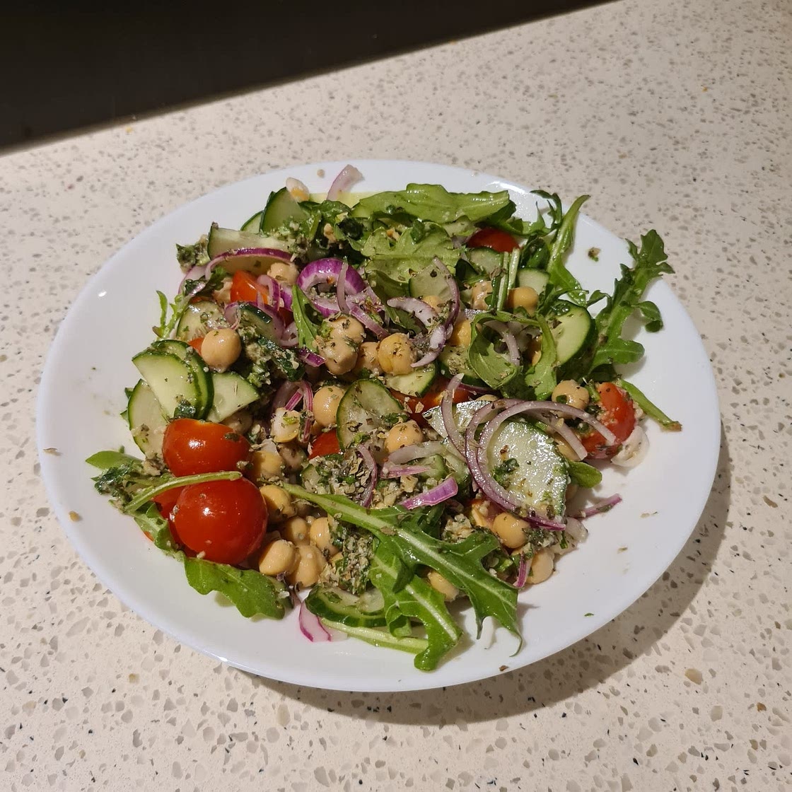 Rocket & Chickpea Salad with Pesto Dressing