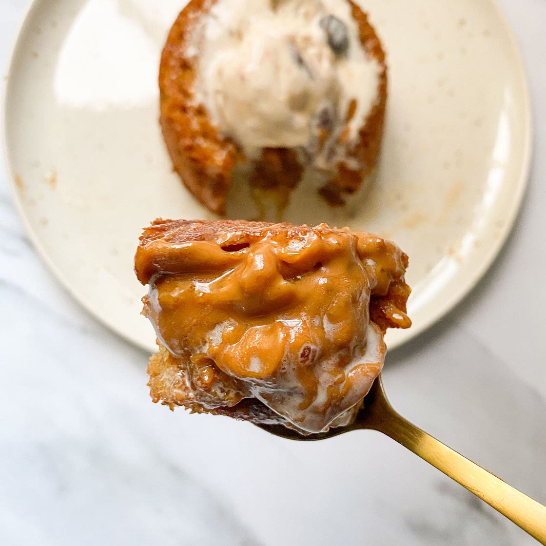 208 Calorie Lotus Biscoff Lava Cake