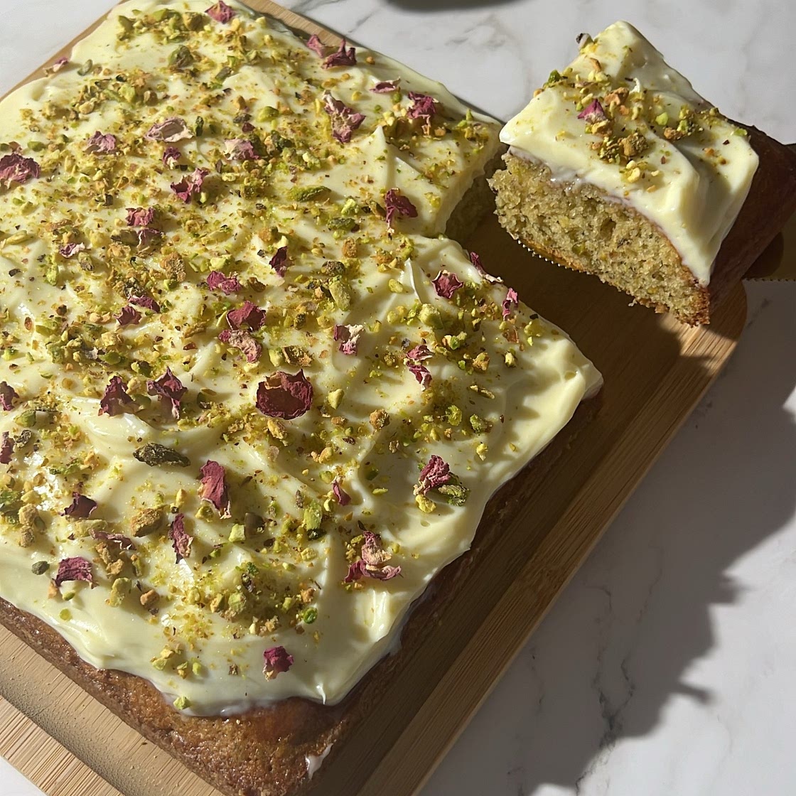 Pistachio cake