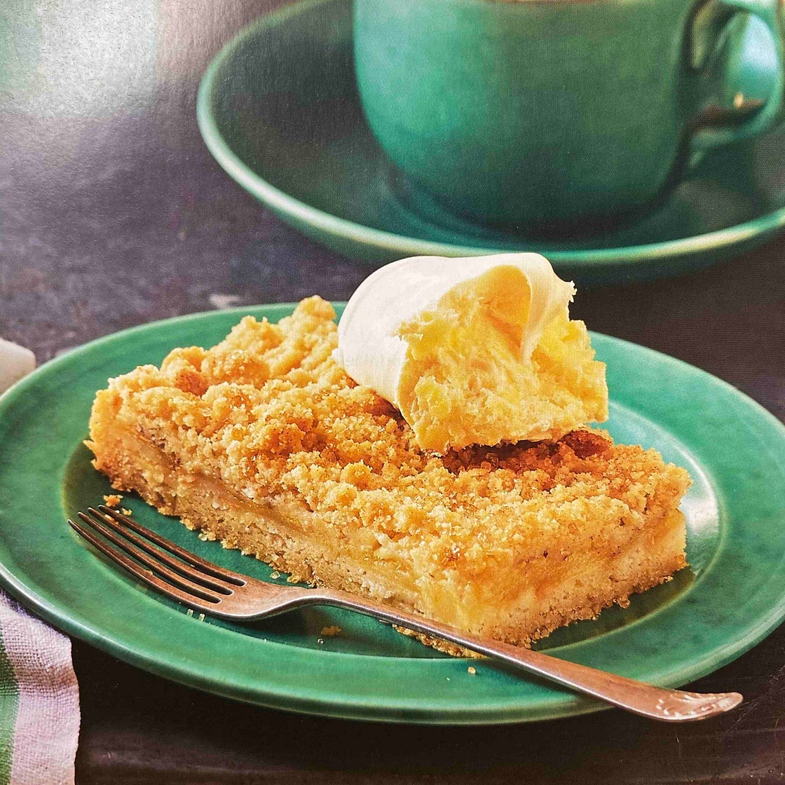 Apple Crumble Slice