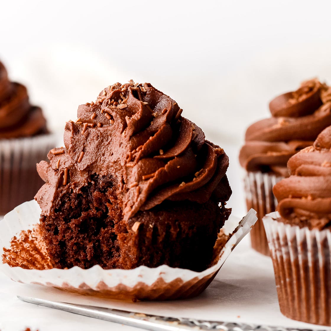 Mary Berry Chocolate Cupcakes