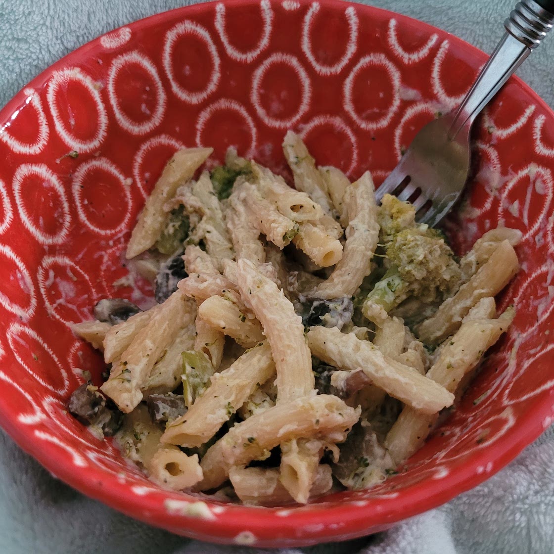 Easy mushroom brocoli Alfredo pasta