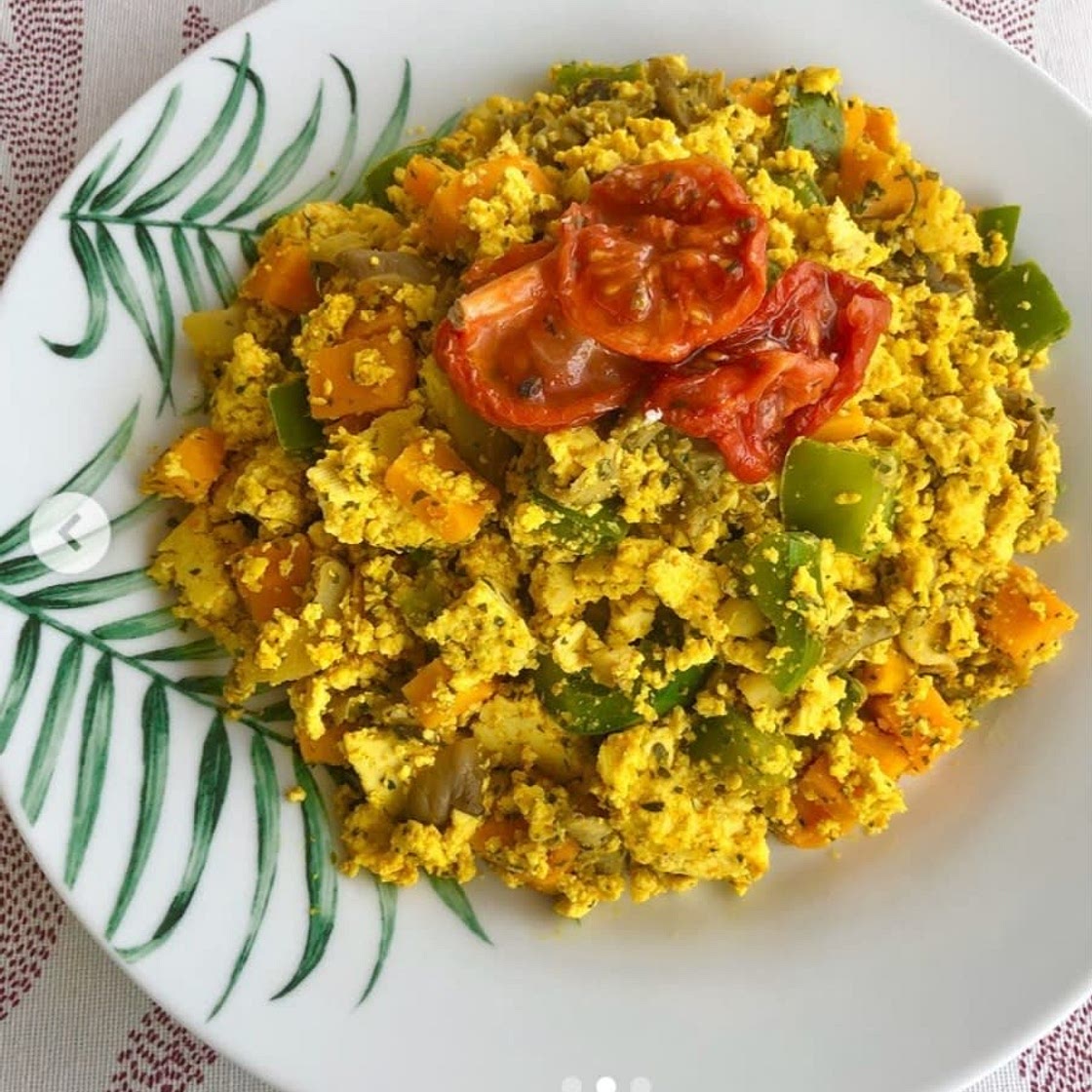 TOFU REVUELTO CON VERDURAS
