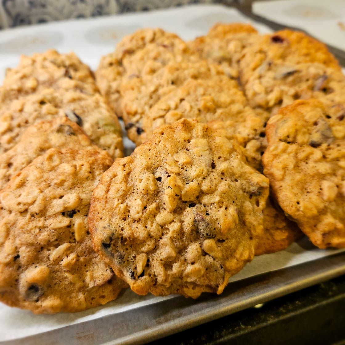 Pistachio Cranberry Oat Cookies