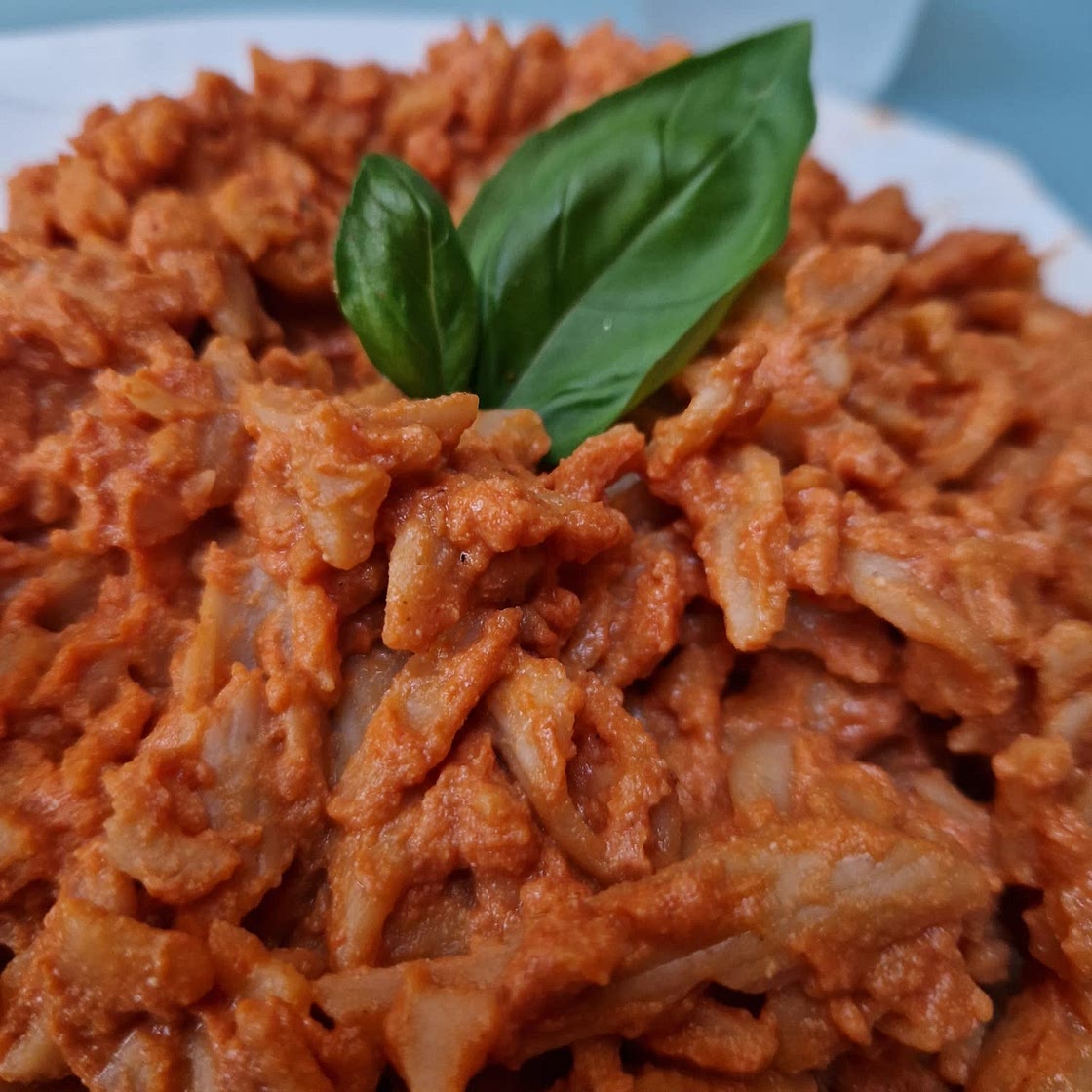 Creamy Tomato Tofu Pasta