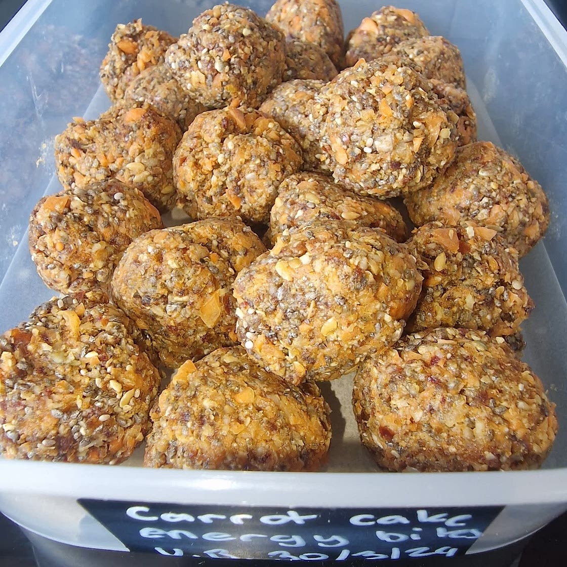 Carrot Cake Energy Bites