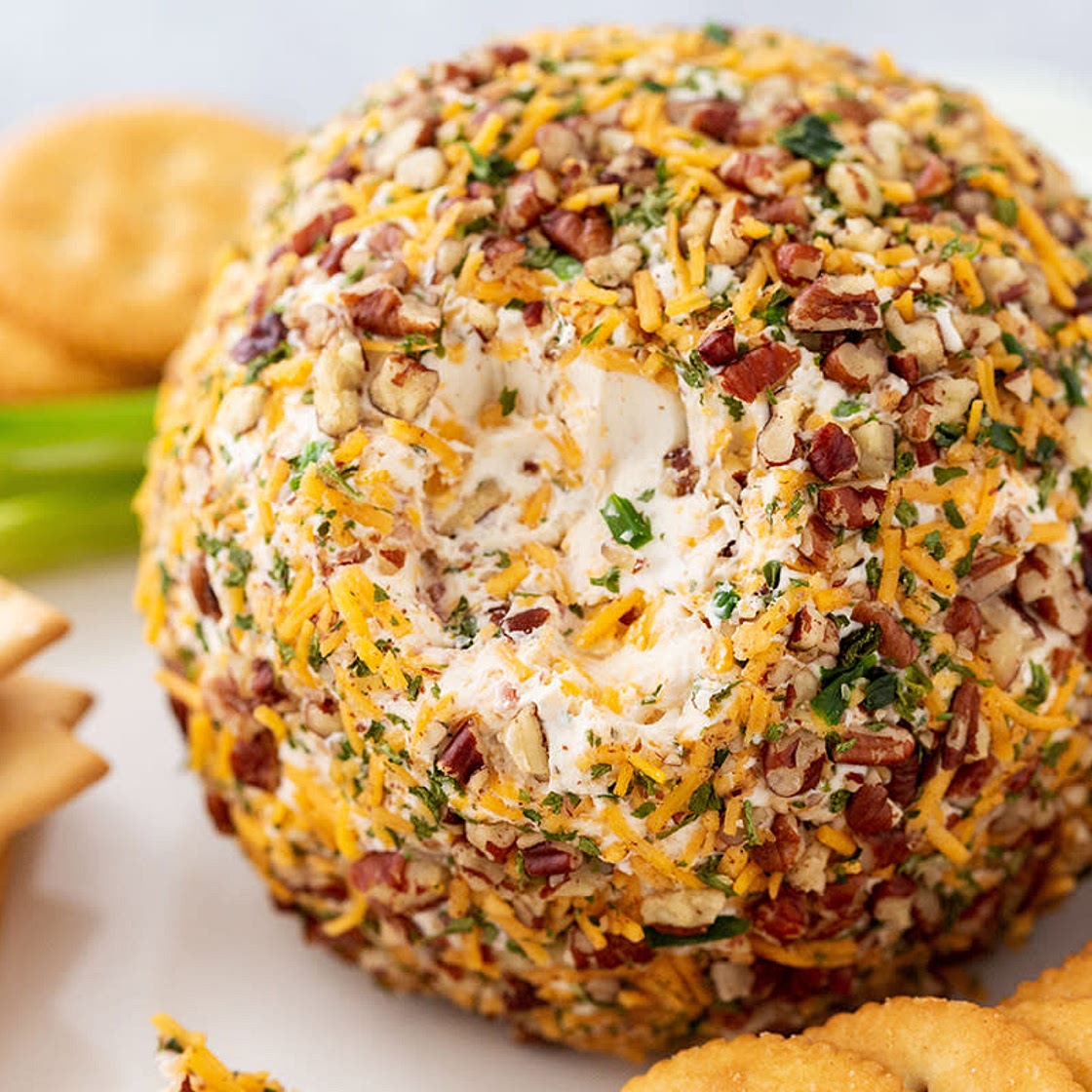 Bacon-Ranch Cheeseball
