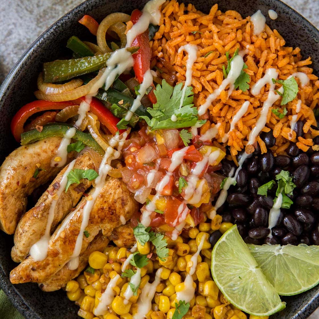 Chicken fajitas bowl